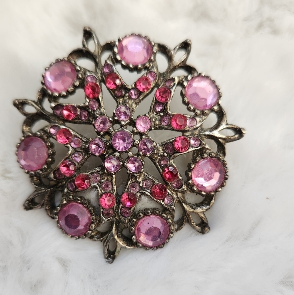 Vintage Pink crystal Brooch